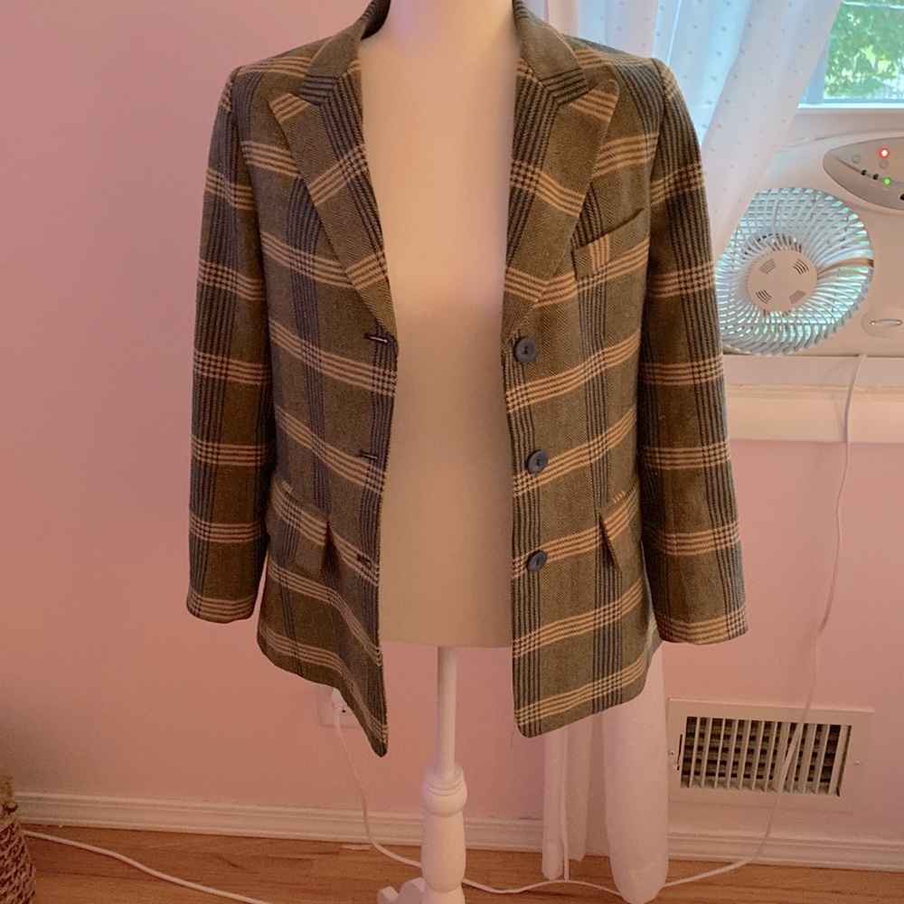 Classic Danielrainn sharp blazer - Picture 2 of 7